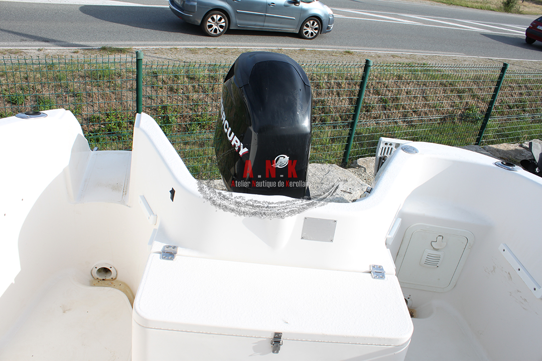 Quicksilver 580 Pilothouse - 16
