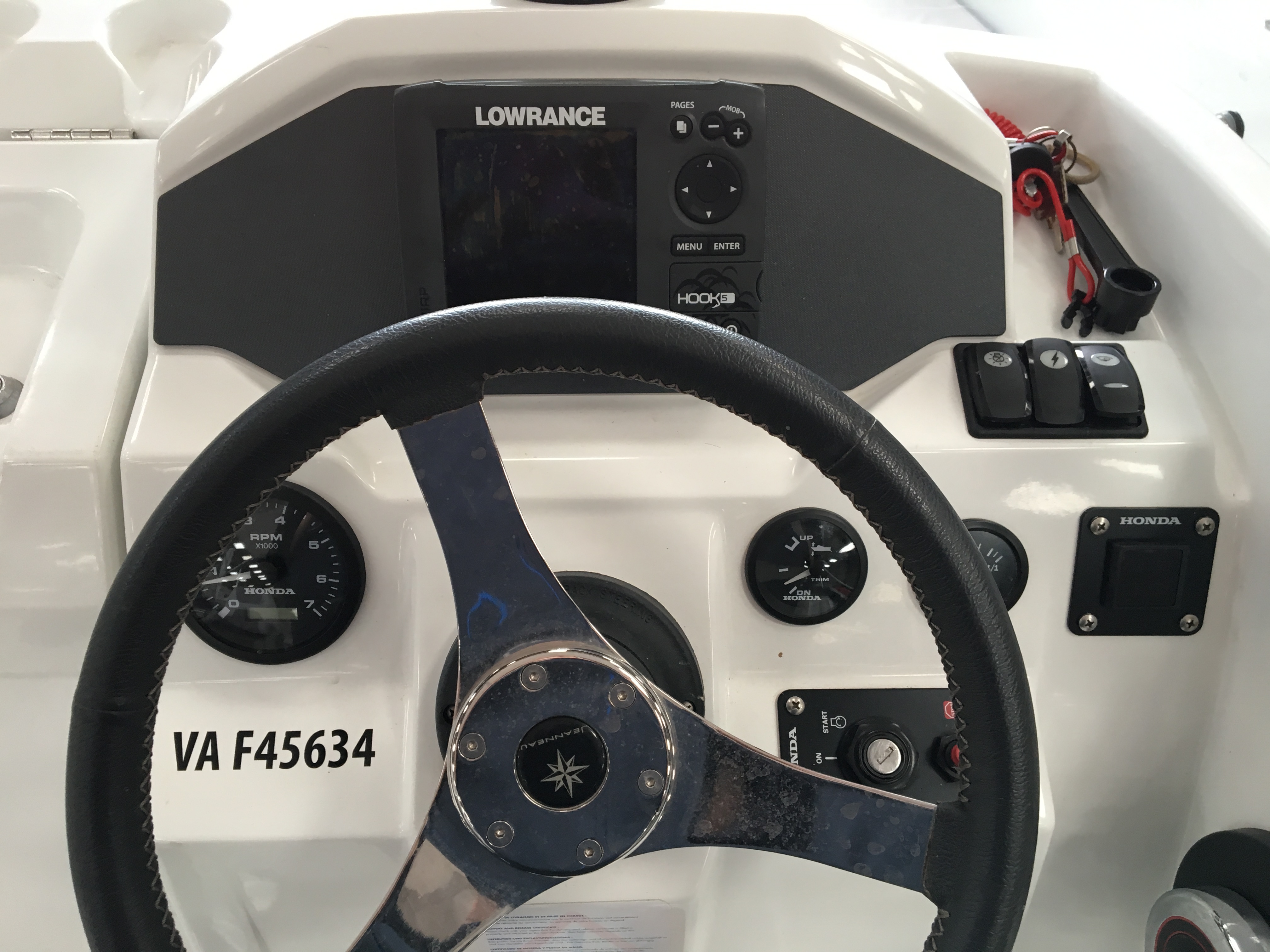 Jeanneau Cap Camarat 5.5 CC - 7